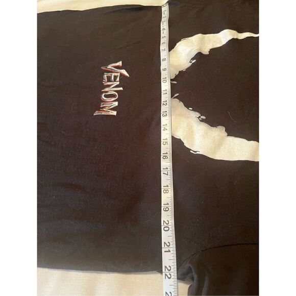 Marvel Venom Tee - Picture 4 of 10